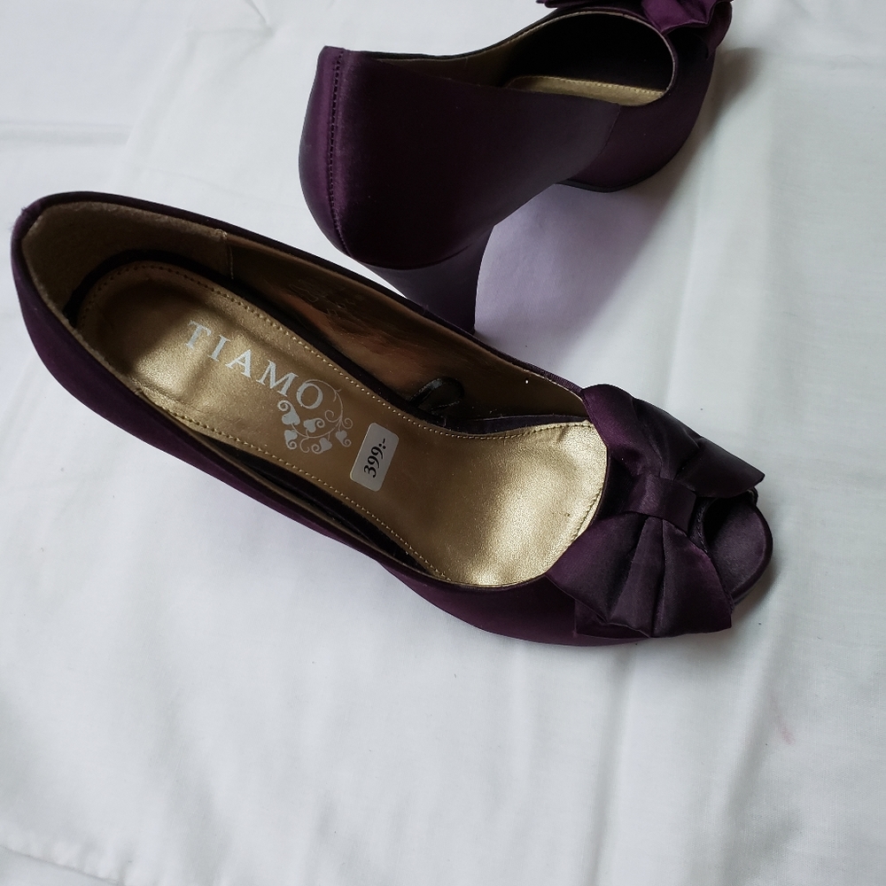 Ladies shoes